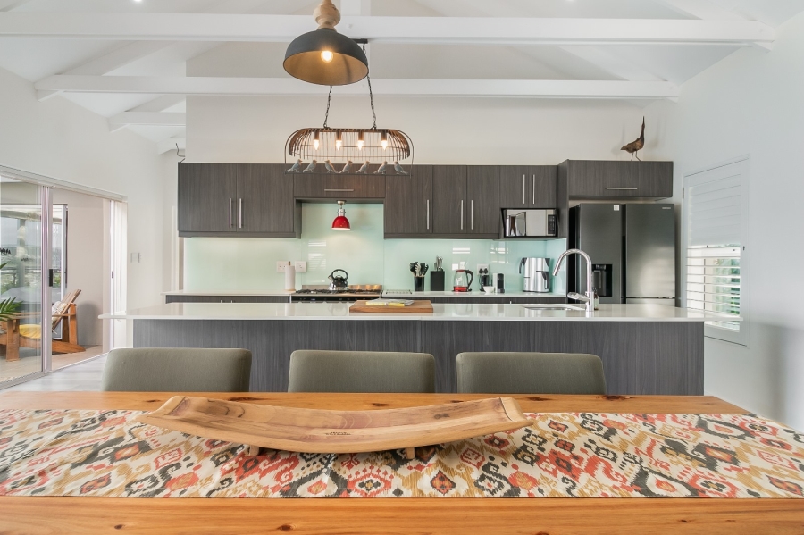 4 Bedroom Property for Sale in Paradise Western Cape